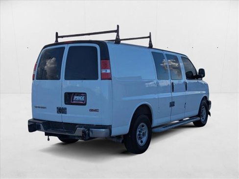 Used 2017 GMC Savana 2500 image 5