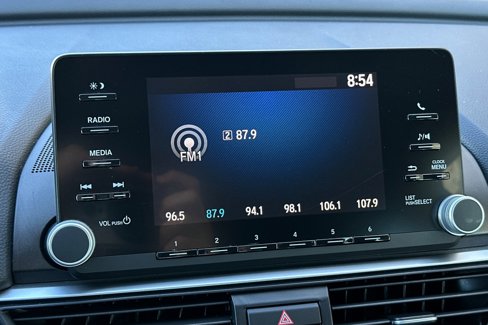 Used 2018 Honda Accord LX image 17