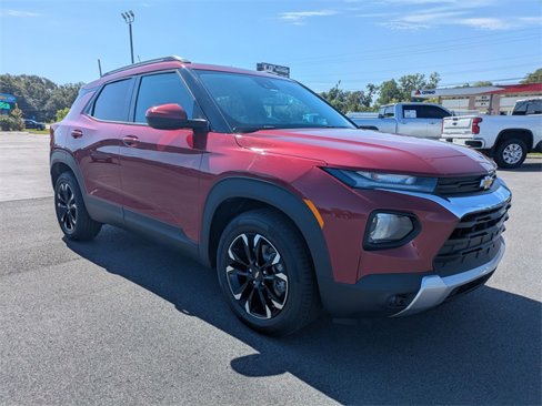 Used 2021 Chevrolet TrailBlazer LT w/ Convenience Package image 2