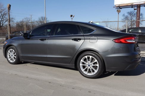 Used 2020 Ford Fusion SE image 6