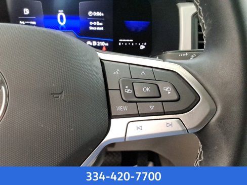 Used 2023 Volkswagen Atlas SE image 25