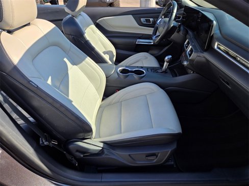 Used 2024 Ford Mustang Premium image 18