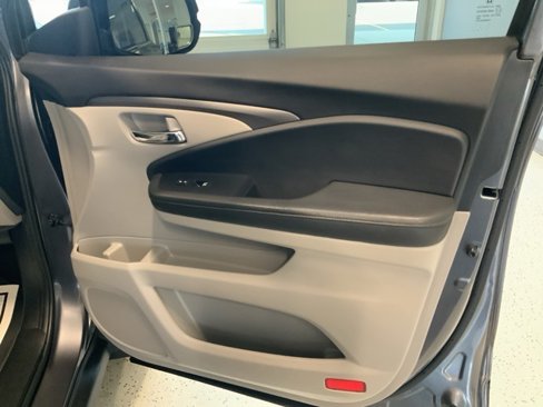 Used 2019 Honda Ridgeline RTL image 39