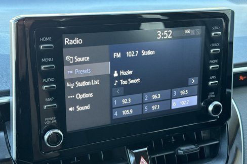 Used 2020 Toyota Corolla LE image 17