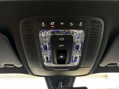 Used 2020 Mercedes-Benz GLB 250 4MATIC image 19