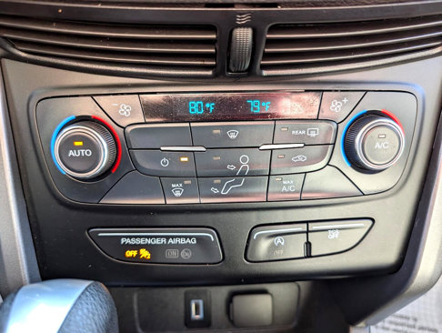 Used 2017 Ford Escape SE image 25