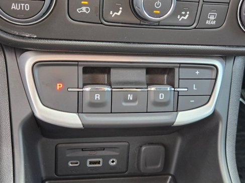 Used 2022 GMC Terrain SLE w/ Driver Convenience Package image 23