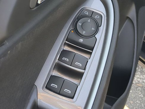 Used 2023 Chevrolet Malibu LT image 17