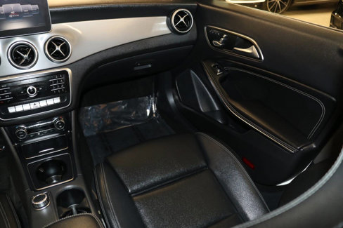 Used 2017 Mercedes-Benz CLA 250 image 16