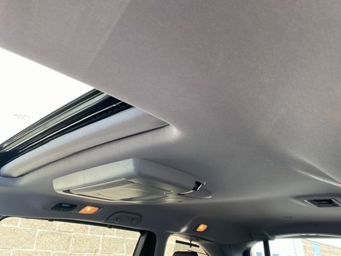 Used 2019 Honda Odyssey Touring image 17
