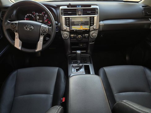 Used 2021 Toyota 4Runner SR5 Premium image 17