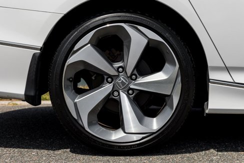 Used 2020 Honda Accord Touring image 10
