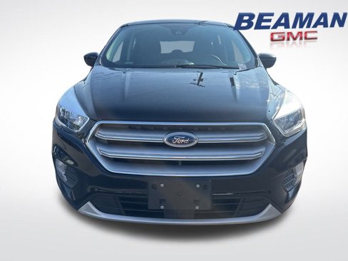 Used 2019 Ford Escape SE image 3
