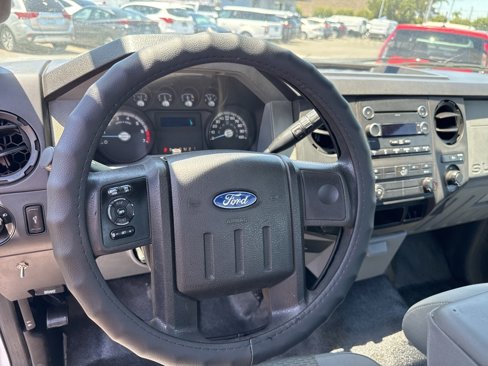 Used 2014 Ford F250 XL w/ XL Value Package image 9