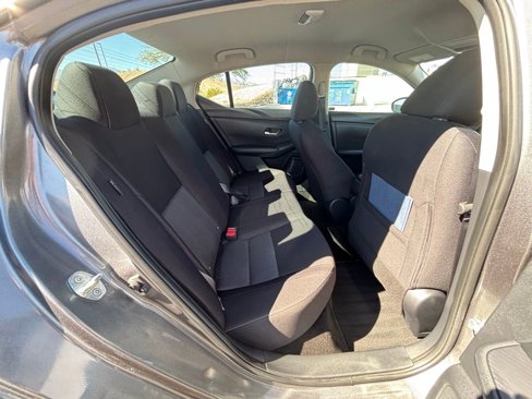 Used 2023 Nissan Sentra SV image 9