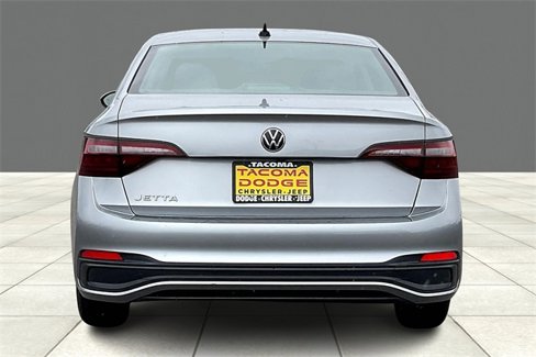 Used 2024 Volkswagen Jetta S image 4