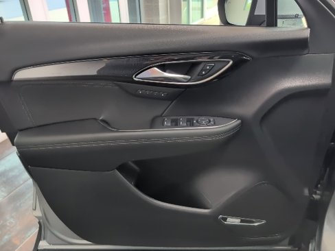Used 2024 Buick Envision Preferred image 18