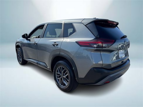 Used 2023 Nissan Rogue S image 4