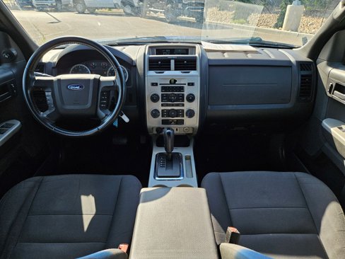 Used 2011 Ford Escape XLT w/ 202A Rapid Spec Order Code image 28