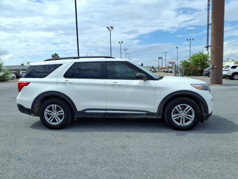 Used 2021 Ford Explorer XLT image 9