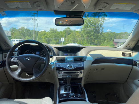 Used 2019 INFINITI Q70 Luxe image 37
