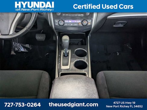 Used 2013 Nissan Altima 2.5 SV image 21