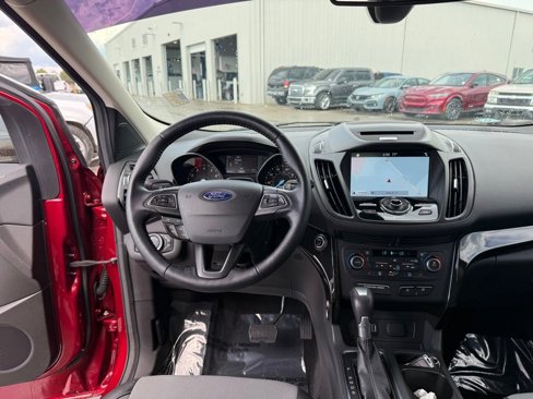 Used 2017 Ford Escape Titanium image 11