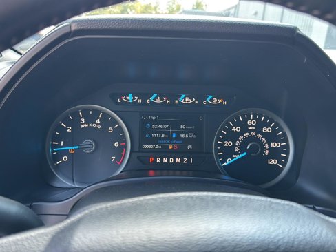 Used 2017 Ford F150 XLT w/ Equipment Group 302A Luxury image 20
