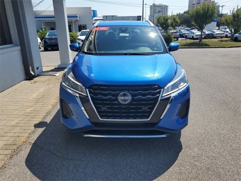 Used 2023 Nissan Kicks SV image 12