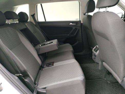 Used 2020 Volkswagen Tiguan S image 29