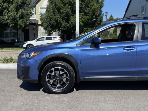 Used 2020 Subaru Crosstrek 2.0i Premium w/ Moonroof Package 1 image 2
