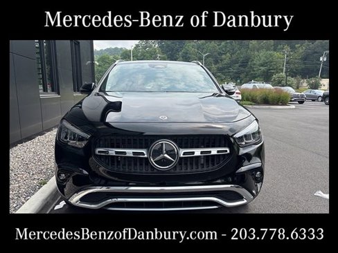 Used 2025 Mercedes-Benz GLA 250 4MATIC image 1