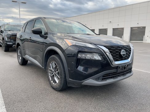 Used 2023 Nissan Rogue S image 4