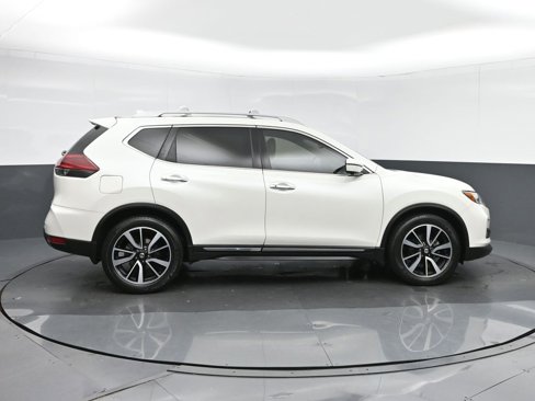 Used 2019 Nissan Rogue SL w/ Premium Package image 8