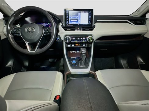 Certified 2020 Toyota RAV4 Limited image 23