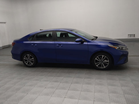 Used 2023 Kia Forte LXS image 11