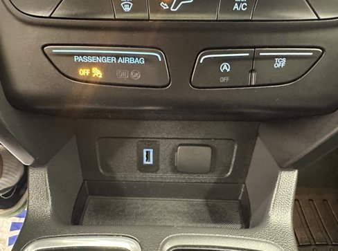 Used 2017 Ford Escape SE image 25