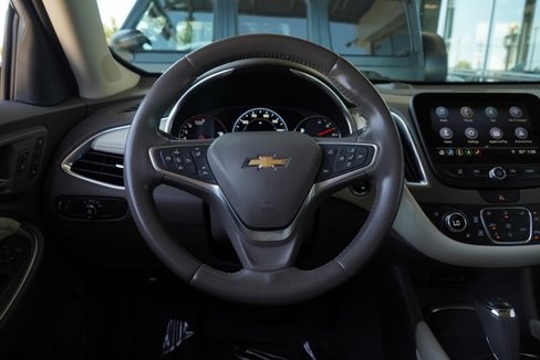 Used 2020 Chevrolet Malibu Premier image 16