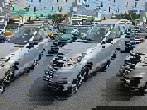Used 2018 Subaru Forester 2.5i w/ Alloy Wheel Package image 7