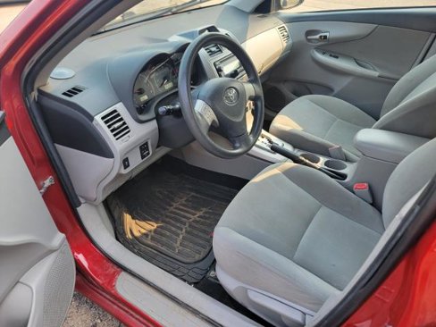 Used 2012 Toyota Corolla L image 11