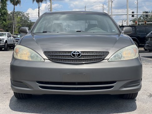 Used 2002 Toyota Camry XLE image 8