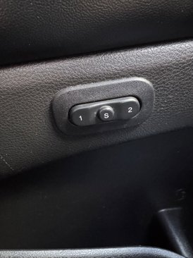 Used 2020 Jeep Grand Cherokee Limited w/ Luxury Group II image 25