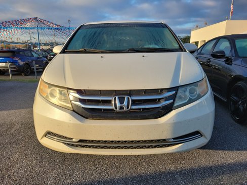 Used 2017 Honda Odyssey SE image 2