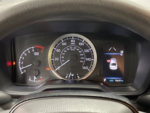 Used 2020 Toyota Corolla LE image 21