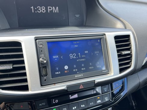 Used 2016 Honda Accord LX image 19