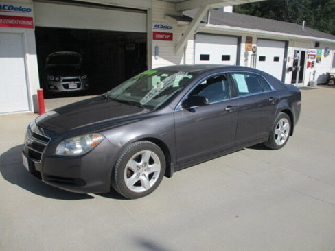 Used 2010 Chevrolet Malibu LS image 11