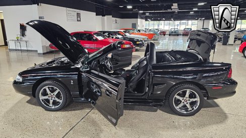 Used 1996 Ford Mustang Cobra image 19