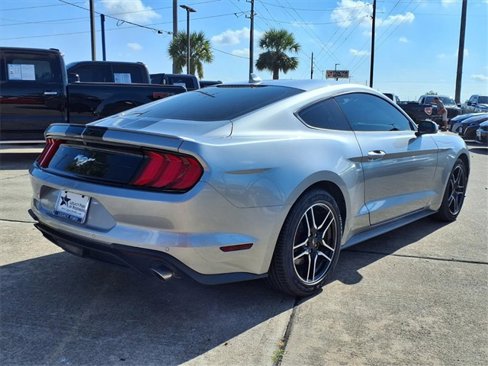 Used 2023 Ford Mustang Premium image 2