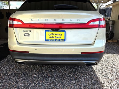 Used 2016 Lincoln MKX Select w/ Select Plus Package image 32