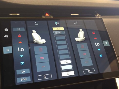 Certified 2025 Land Rover Discovery Sport S image 33